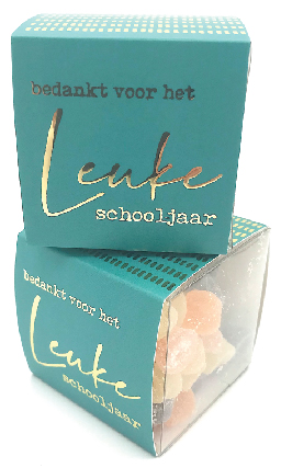 doosje gevuld met 120 gr bedankt voor het leuke schooljaar